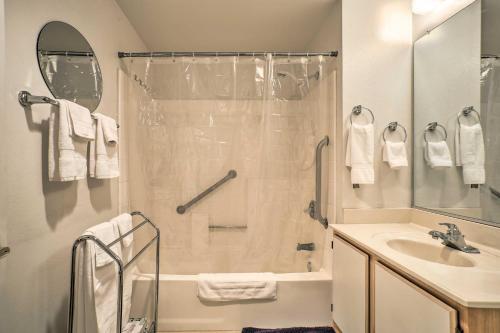 Apartamento Cute Condo Half-mi To Downtown Cathedral City