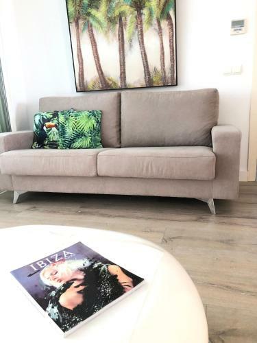 Hippie Beach Ibiza Apartment