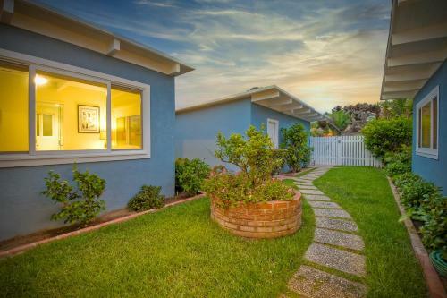 Oceanfront Villa With Private Beach Access, Remodeled Kitchen