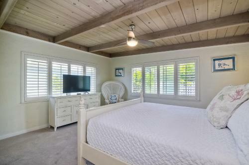 Oceanfront Villa With Private Beach Access, Remodeled Kitchen