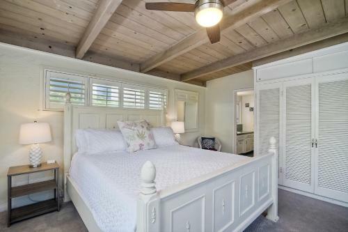 Oceanfront Villa With Private Beach Access, Remodeled Kitchen