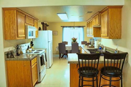 Minutes To Dt, Trendy Game Room, Sleeps 10