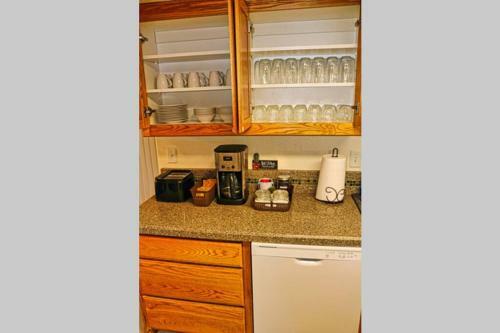 Minutes To Dt, Trendy Game Room, Sleeps 10