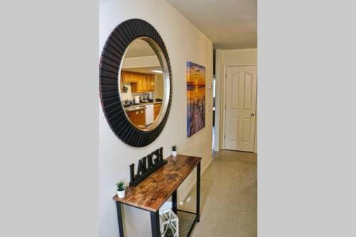 Minutes To Dt, Trendy Game Room, Sleeps 10