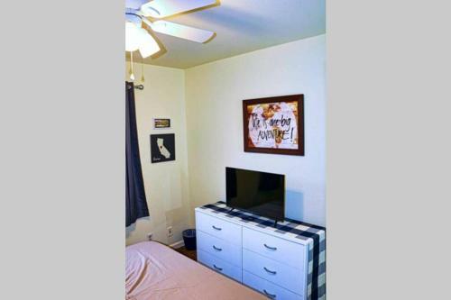 Minutes To Dt, Trendy Game Room, Sleeps 10