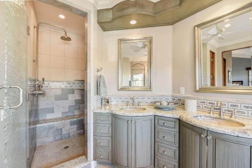 Beach Villa At 507 Goldenrod
