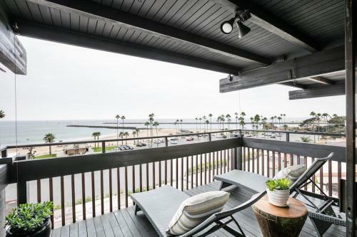 Wave House