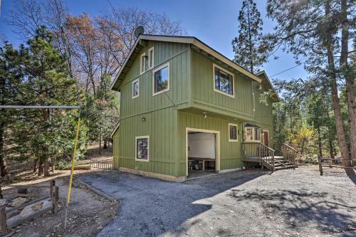 Rustic Home With Deck About 2 Mi To Lake Arrowhead!