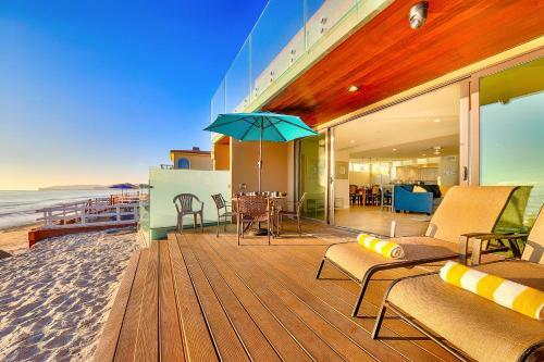 Hawaiian Style On Beach Rd