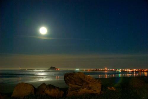 Crescent Beach Motel