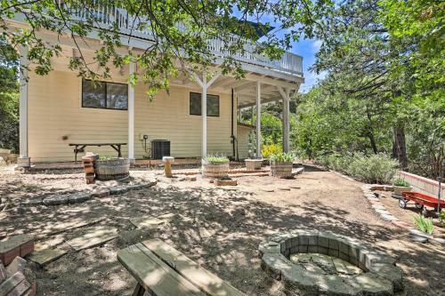 Boho-chic Home With Game Room Near Lake Gregory