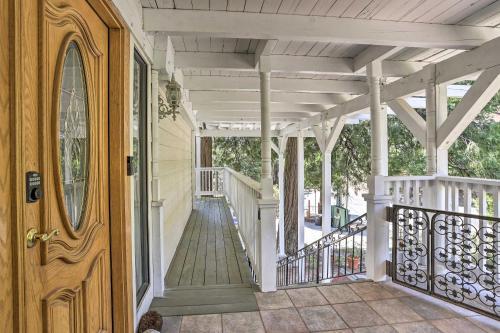 Boho-chic Home With Game Room Near Lake Gregory