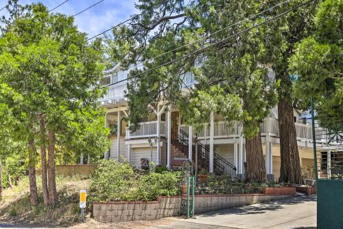 Boho-chic Home With Game Room Near Lake Gregory