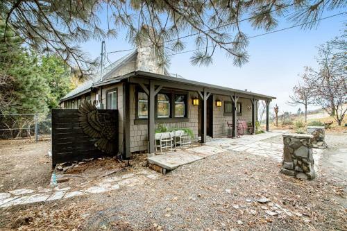 Private Mountain-top Cabin