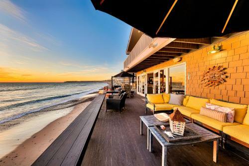 Cape Cod House In Capo Beach