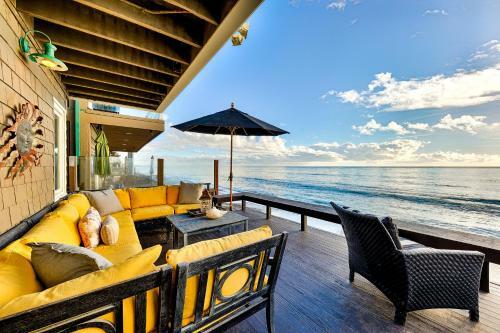 Cape Cod House In Capo Beach