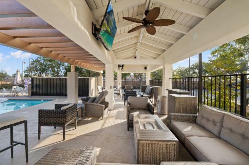 Hotel Huntington