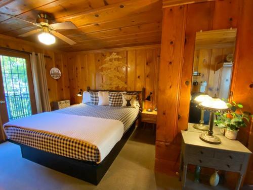 Posada Riverside Mountain Lodge