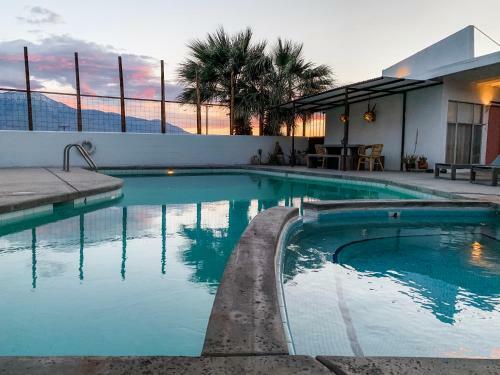 Posada Miracle Manor Boutique Hotel & Spa