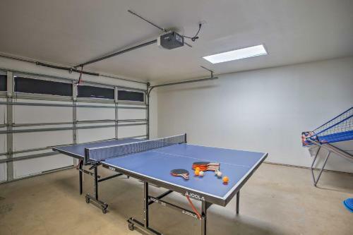 Chic Desert Hot Springs Oasis With Game Room!