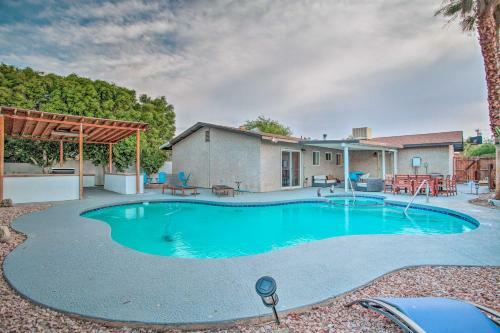 Chic Desert Hot Springs Oasis With Game Room!