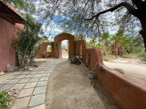 Hara House At Bubbling Wells Oasis