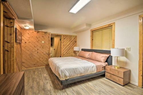 Luxe Escape With Decks, Mtn Views, Game Room!