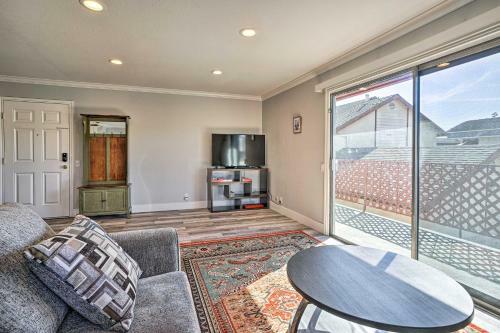 Apartamento Bright Fullerton Condo About 5 Mi To Disneyland!