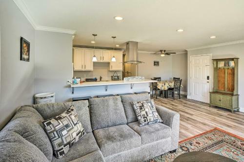 Apartamento Bright Fullerton Condo About 5 Mi To Disneyland!