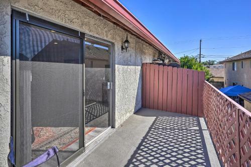Apartamento Bright Fullerton Condo About 5 Mi To Disneyland!