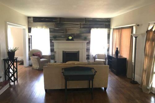Lovely Tower Bungalow