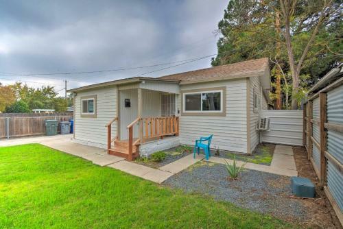Walkable Fresno Home With Yard - Pets Welcome!
