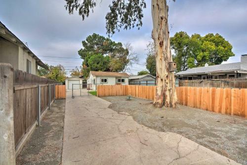 Walkable Fresno Home With Yard - Pets Welcome!
