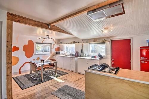 Walkable Fresno Home With Yard - Pets Welcome!