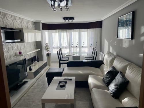 Apartamento Piso Javito Ceefis