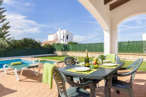Noa 3 Bedroom Villa, Cap D'artrutx