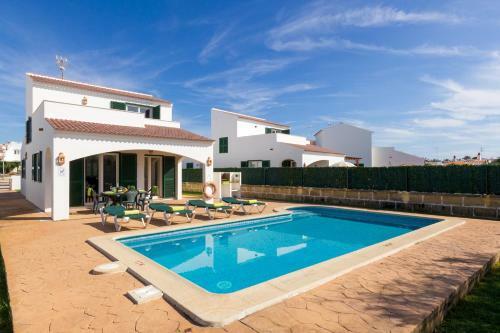 Noa 3 Bedroom Villa, Cap D'artrutx