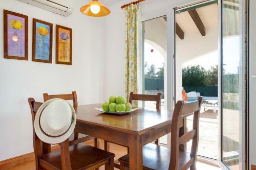 Noa 3 Bedroom Villa, Cap D'artrutx