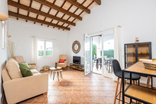 Villa Menorca Fucsia