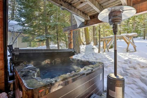 Cozy Mtn Cabin With Hot Tub In Chambers Landing