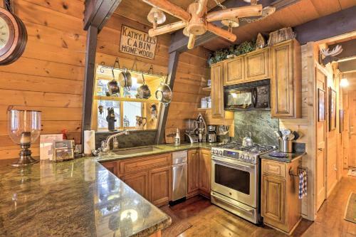 Cozy Mtn Cabin With Hot Tub In Chambers Landing