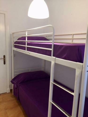 Casa 2 Plantas Con Gran Jard�n