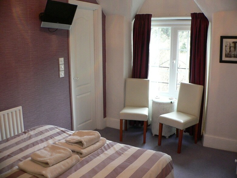 Bed & Breakfast Glyntwrog House