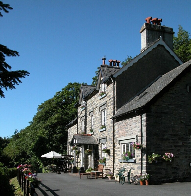 Bed & Breakfast Glyntwrog House