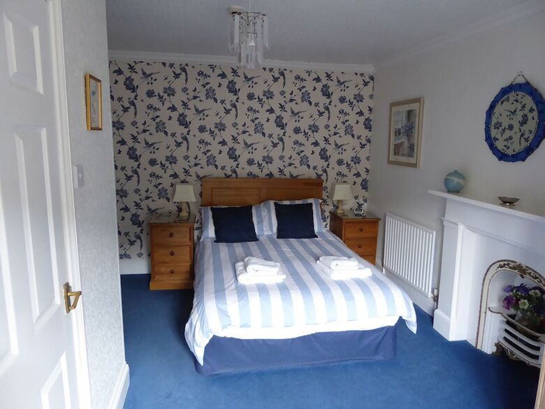 Bed & Breakfast Glyntwrog House