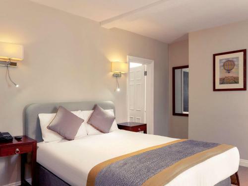 The Lambert Arms - A Bespoke Hotel