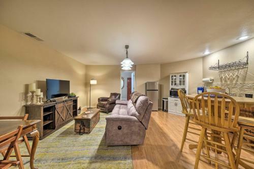 Apartamento Convenient Apt With Fire Pit About Half-mi To Lake!