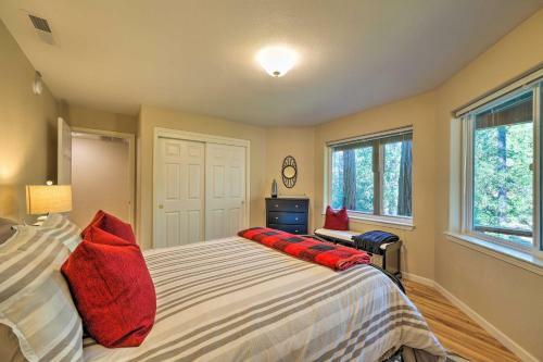 Apartamento Convenient Apt With Fire Pit About Half-mi To Lake!