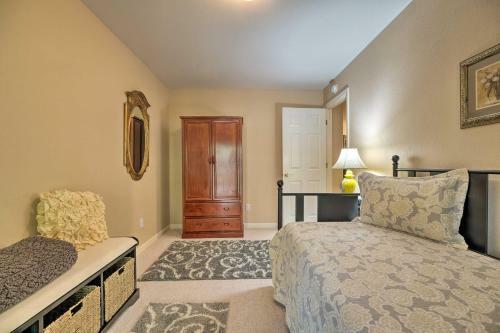 Apartamento Convenient Apt With Fire Pit About Half-mi To Lake!