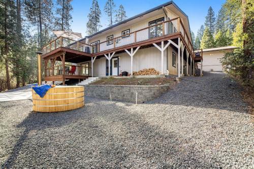 Heart Earth Home